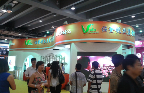 左登妮絲展廳設(shè)計(圖2)