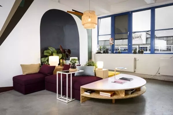 宜家與創(chuàng)意機(jī)構(gòu)合作 展覽結(jié)合智能設(shè)備的極簡(jiǎn)家具(圖5)