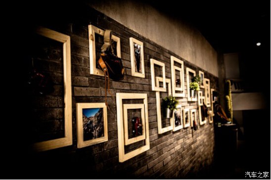 帶你走進(jìn)這家傳說中的最酷炫的Jeep展廳領(lǐng)略一番(圖3)