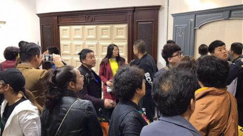 德菲諾實木背景墻亮相第十六屆中國國際門業(yè)展覽會(圖1) 1